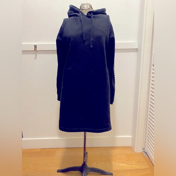 Vans hip length black hoodie - Picture 2 of 7